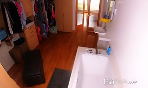 Accidental creampie in my stepsister's snatch